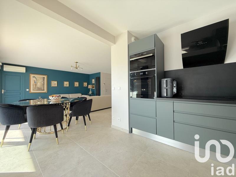 Appartement - 94 m² - 4 pièces