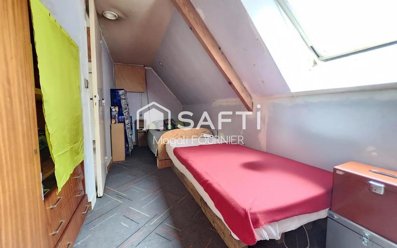 Maison - 95 m² - 5 pièces