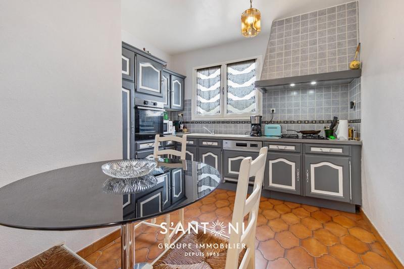 Maison - 142 m² - 6 pièces