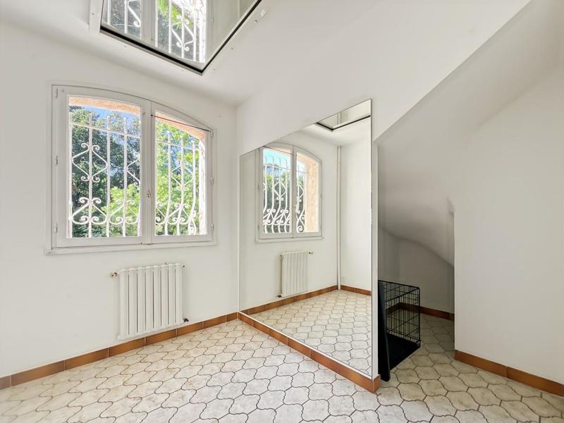 Villa - 178 m² - 2 pièces