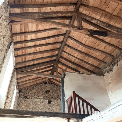 Maison ancienne - 80 m² - 1 pièce