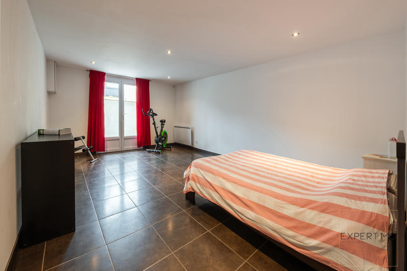 Maison - 142 m² - 6 pièces