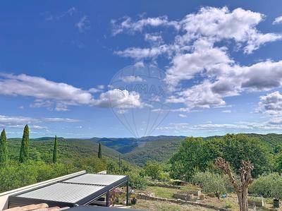 Maison - 142 m² - 7 pièces