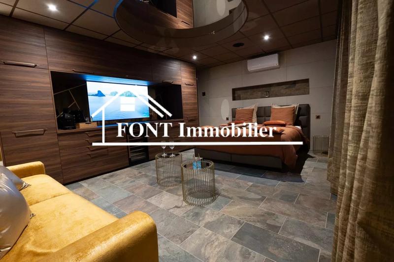 Appartement - 320 m² - 7 pièces