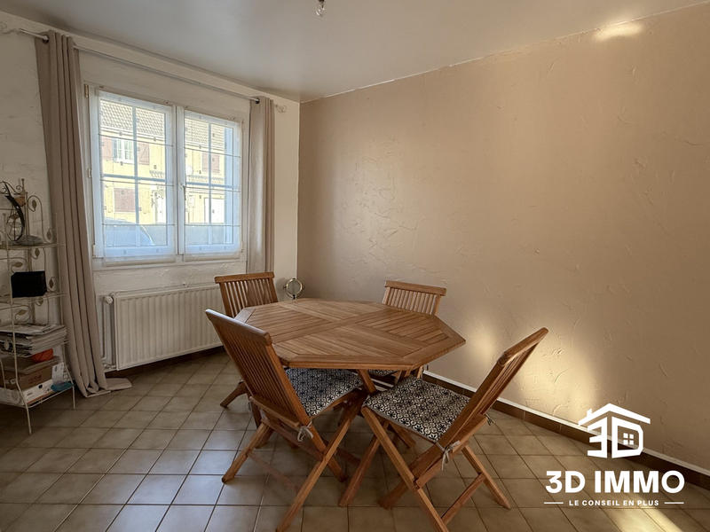 Maison - 90 m² - 4 pièces