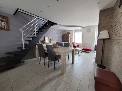 Maison de ville - 78 m² - 5 pièces