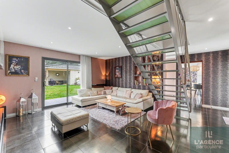 Maison - 178 m² - 5 pièces