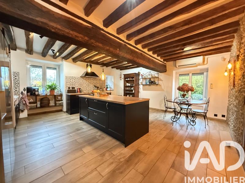 Maison - 278 m² - 10 pièces