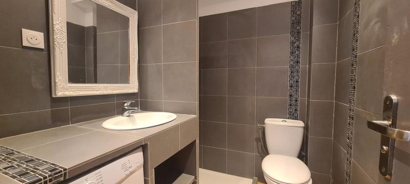 Immeuble - 215 m² - 11 pièces