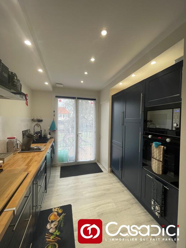 Maison - 90 m² - 4 pièces