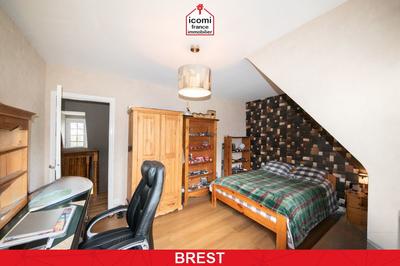 Maison - 126 m² - 6 pièces