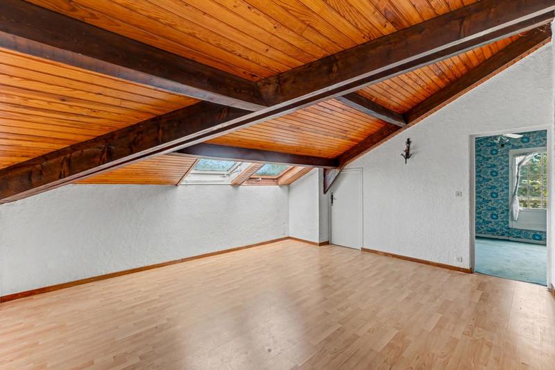 Maison - 185 m² - 7 pièces