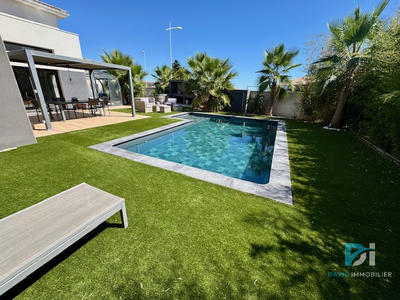 Villa - 220 m² - 7 pièces