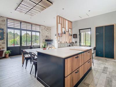 Maison ancienne - 235 m² - 7 pièces