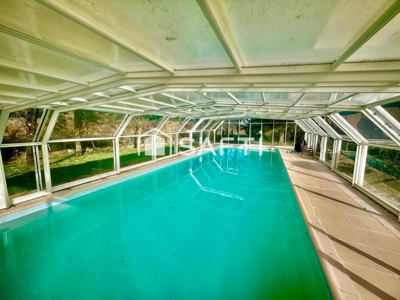 Maison - 375 m² - 22 pièces