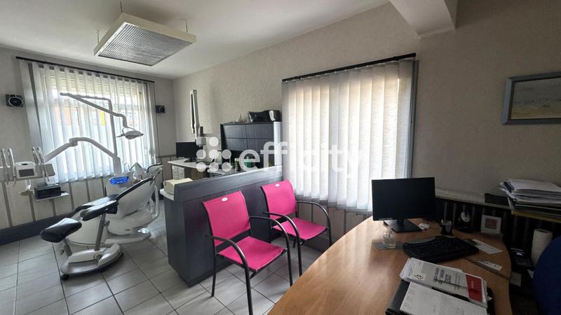 Maison - 255 m² - 7 pièces