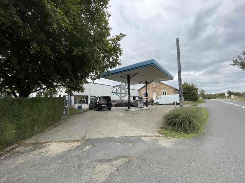 Local d'activités - 122 m² - 3 pièces