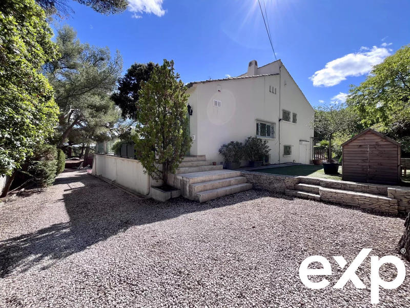 Maison - 170 m² - 5 pièces