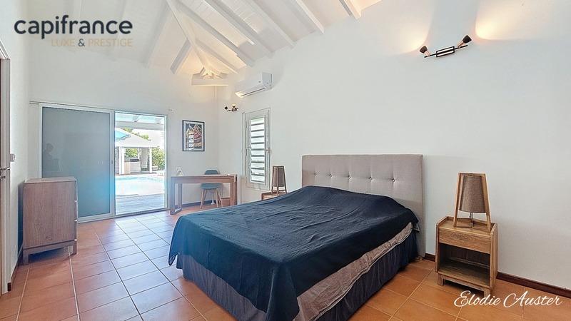 Propriété - 145 m² - 5 pièces