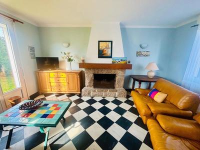 Maison traditionnelle - 114 m² - 6 pièces