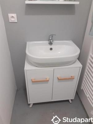 Chambre - 9 m² - 1 pièce