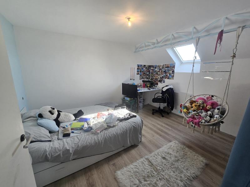 Maison - 223 m² - 8 pièces