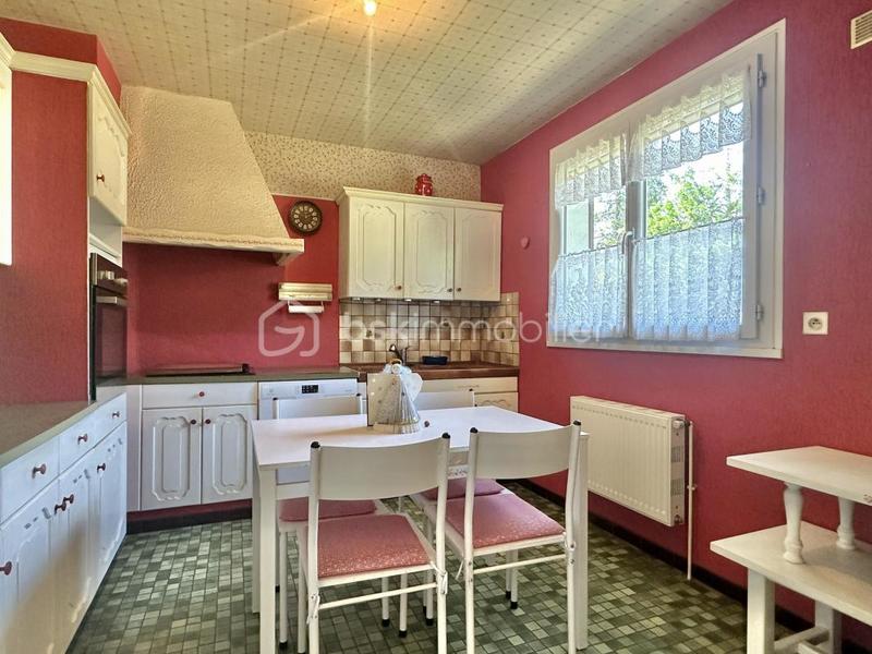 Pavillon - 140 m² - 7 pièces