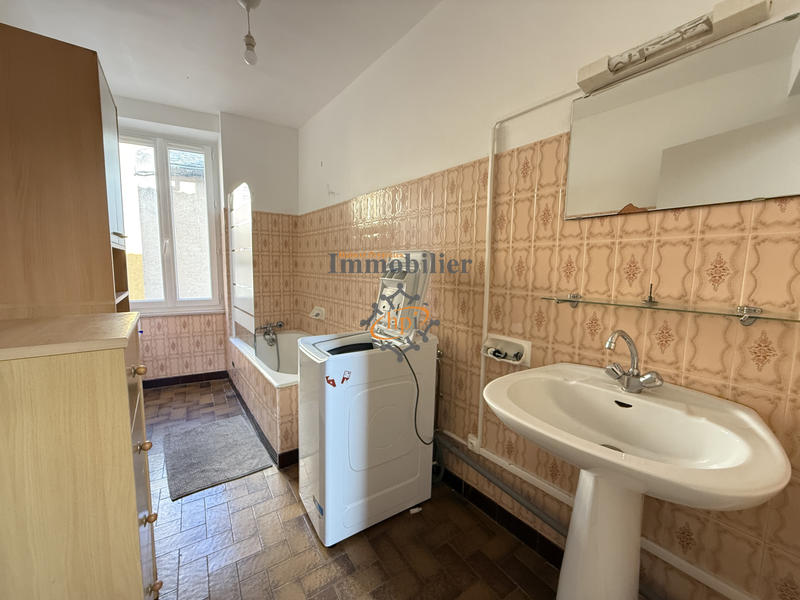 Maison de village - 110 m² - 5 pièces