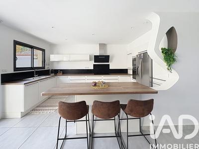 Maison - 145 m² - 4 pièces