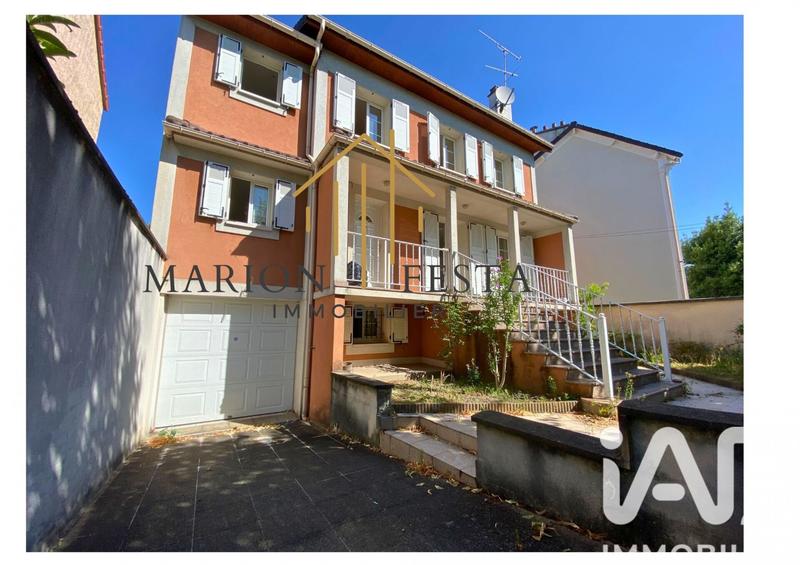 Maison de ville - 84 m² - 4 pièces