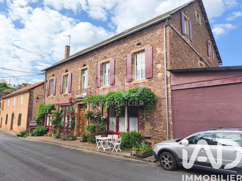 Maison - 285 m² - 12 pièces