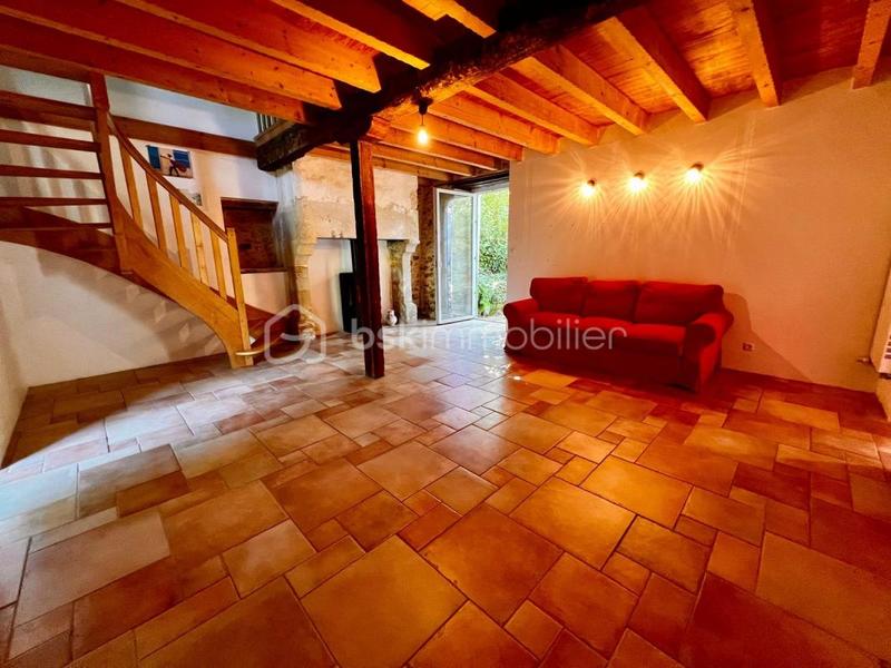 Maison en pierre - 207 m² - 6 pièces