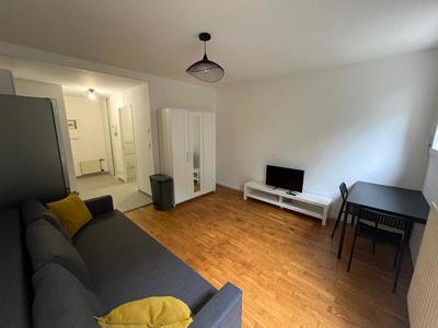 Studio - 24 m² - 1 pièce