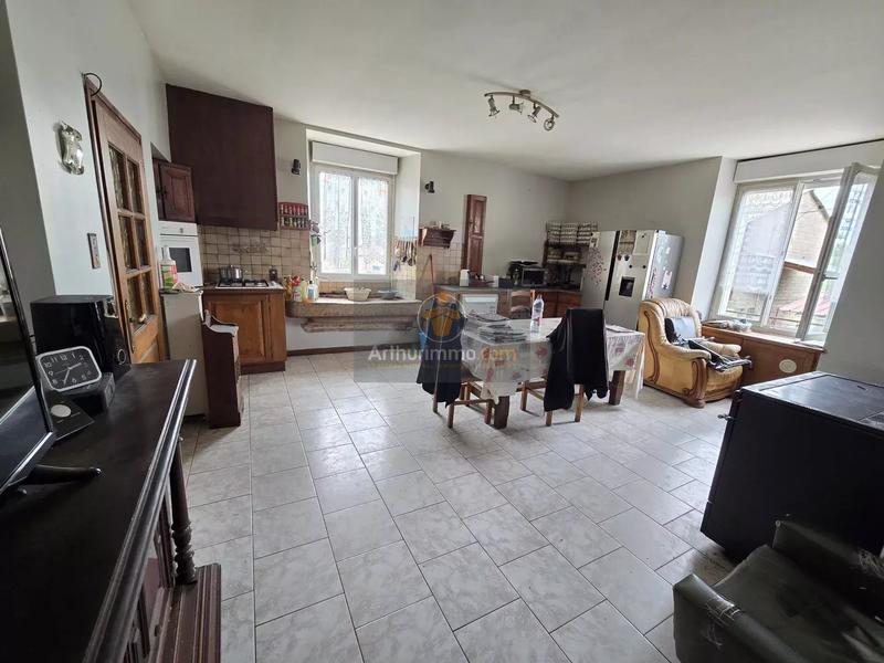 Maison - 163 m² - 5 pièces