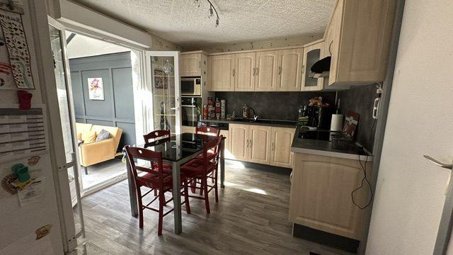 Maison - 120 m² - 6 pièces