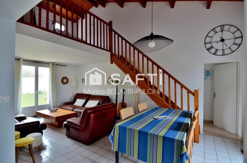 Maison - 105 m² - 5 pièces