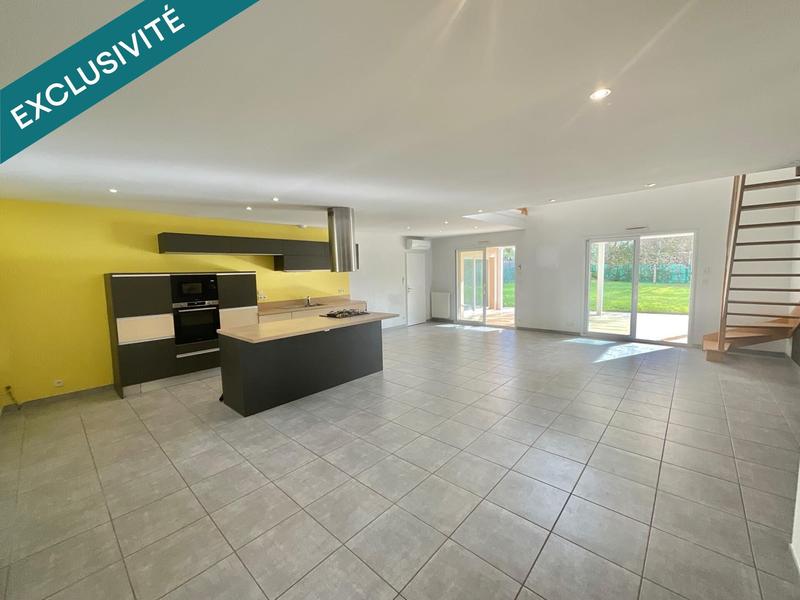 Maison - 186 m² - 7 pièces