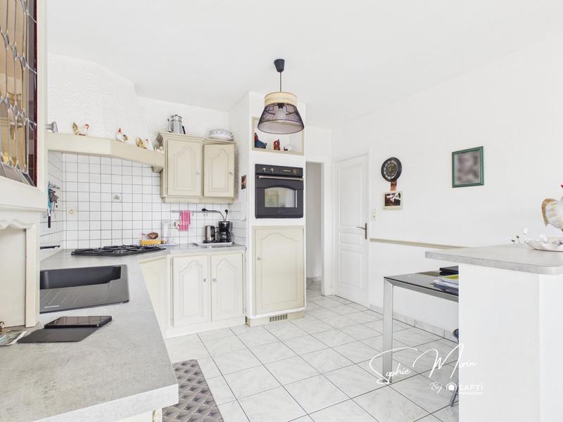 Maison - 140 m² - 6 pièces