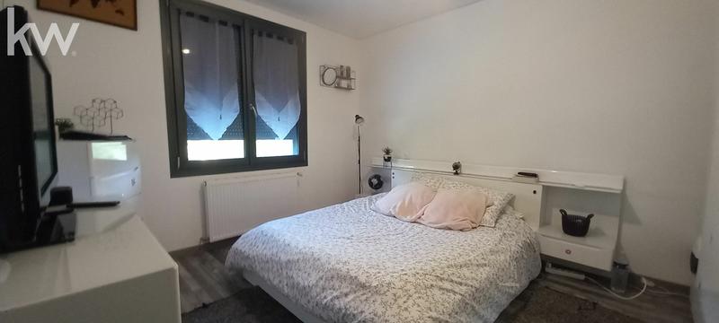 Pavillon - 215 m² - 8 pièces