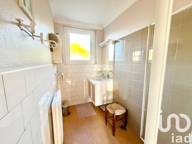 Maison - 220 m² - 8 pièces