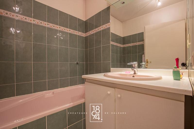 Appartement - 65 m² - 1 pièce