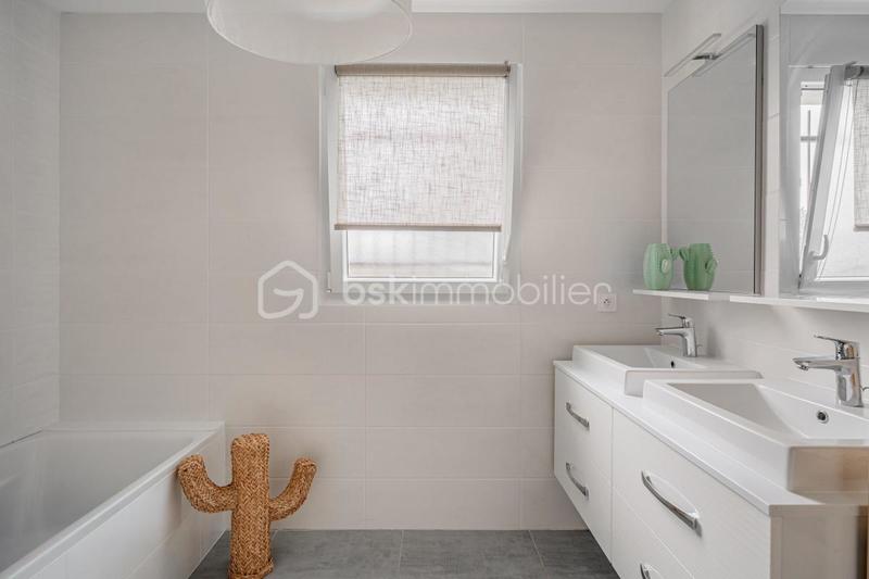 Appartement - 92 m² - 4 pièces