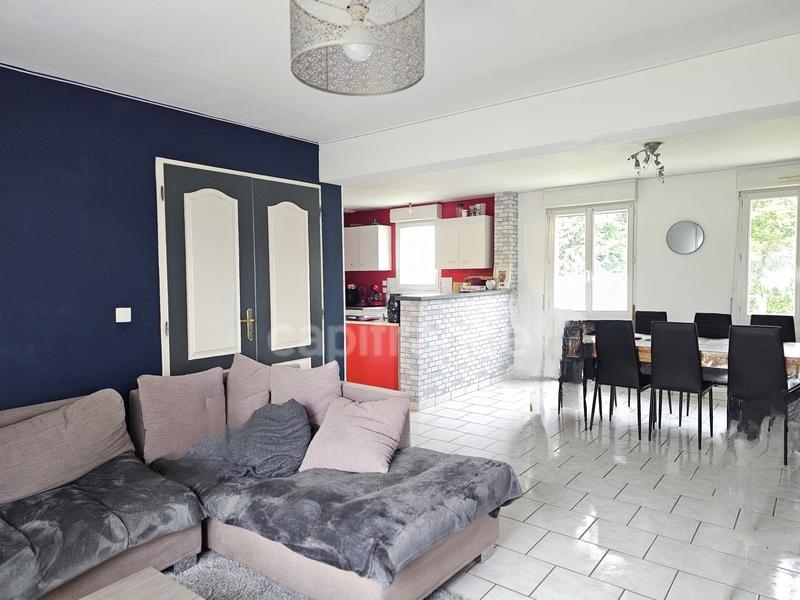 Maison - 91 m² - 4 pièces
