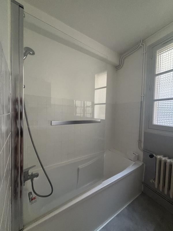 Appartement - 123 m² - 6 pièces