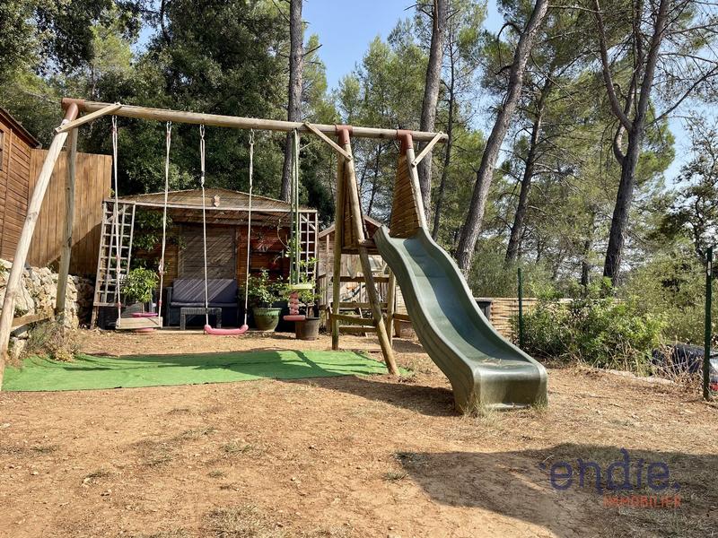 Maison - 147 m² - 6 pièces