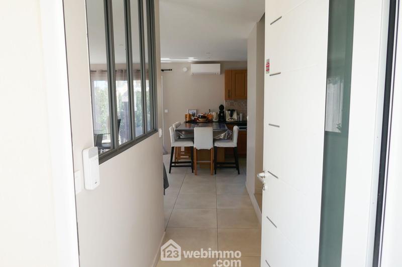 Villa - 100 m² - 4 pièces