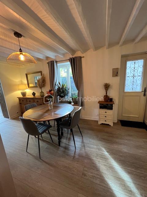 Maison - 86 m² - 4 pièces