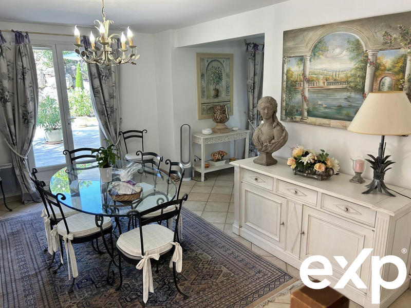 Villa - 145 m² - 5 pièces