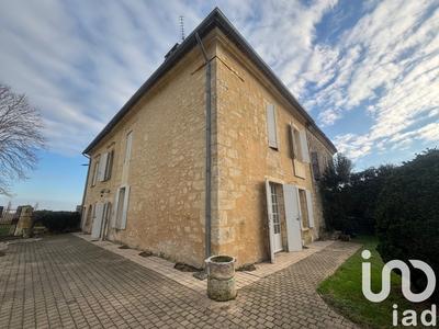 Maison - 185 m² - 9 pièces