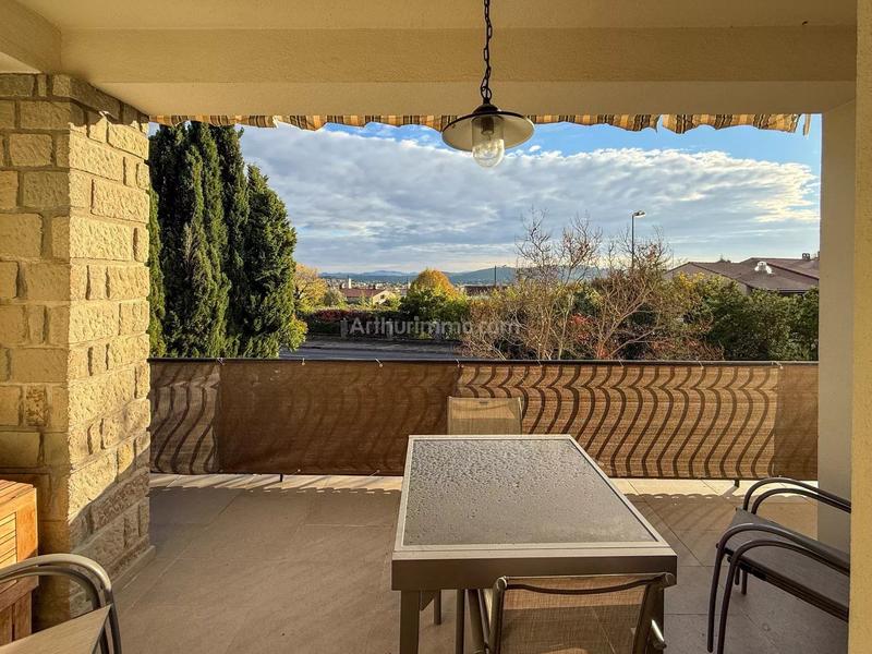 Appartement - 166 m² - 6 pièces